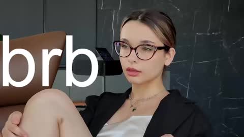 Snapshot of bella_alita chatting on 03.09.25 lita online show from 03.09.25