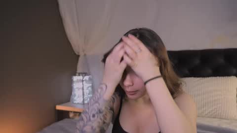 Snapshot of bella_alita chatting on 02.18.26 lita online show from 02.18.26