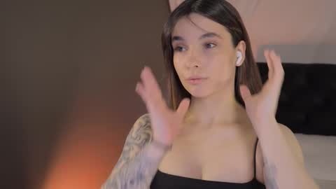 Snapshot of bella_alita chatting on 03.12.26 lita online show from 03.12.26