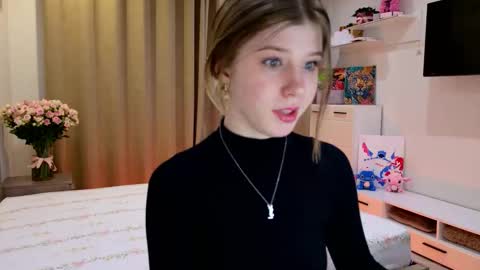 Snapshot of bella_amoury chatting on 03.02.26 Bella online show from 03.02.26