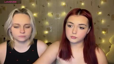 bella_and_alice online show from 01.17.26