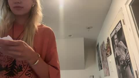Snapshot of bella_christian chatting on 07.23.26 Bella Baby online show from 07.23.26