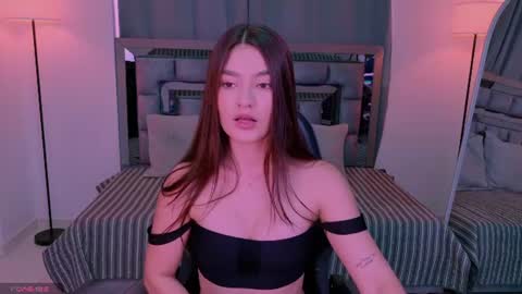 Bella  online show from 07.18.26