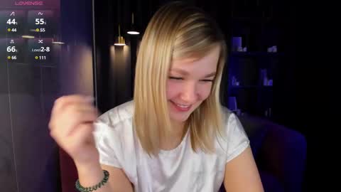 Bella online show from 12.22.24