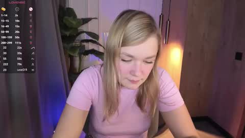 Bella online show from 09.23.25