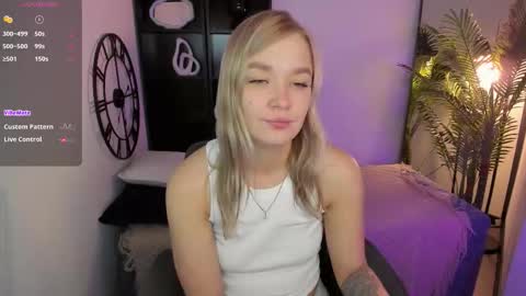 Bella online show from 11.27.25