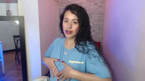 bella_flower_ online show from 11.13.25