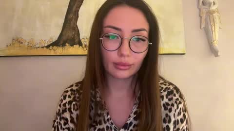 bella_foxxi online show from 01.06.25