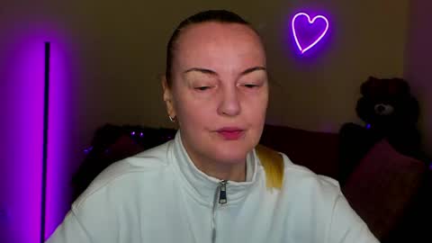 Bella online show from 04.26.26