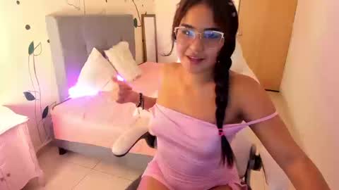 bella_jadee online show from 03.12.26