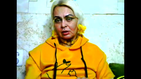 Bella Nathalie online show from 11.17.25