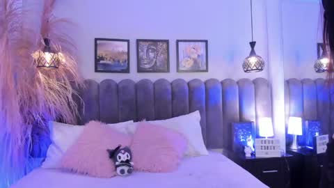 bella_peach_ online show from 04.23.26