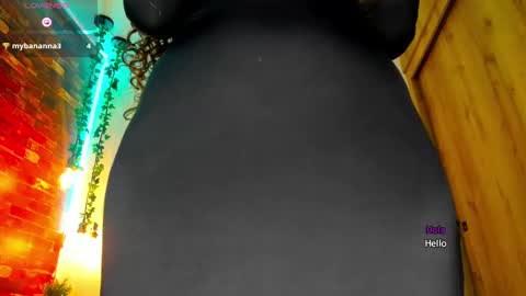 Bella Ponce  online show from 12.24.24