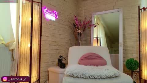 bella_posh online show from 03.03.26