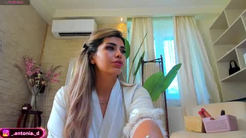 bella_posh online show from 08.01.26
