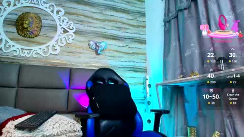 Snapshot of bella_salvatore chatting on 10.07.25     online show from 10.07.25