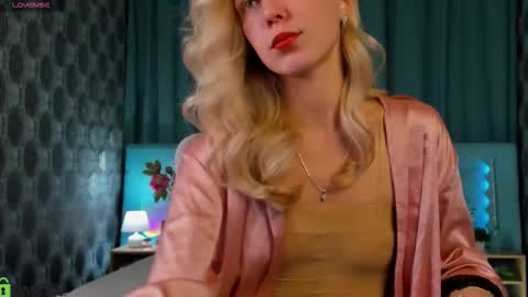 Bella online show from 09.15.25