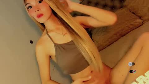 Bella online show from 12.18.25