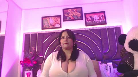 Snapshot of bella_taylor_a chatting on 01.24.25 Bella Taylore online show from 01.24.25