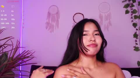 Snapshot of bellabills chatting on 02.10.25 Bella online show from 02.10.25