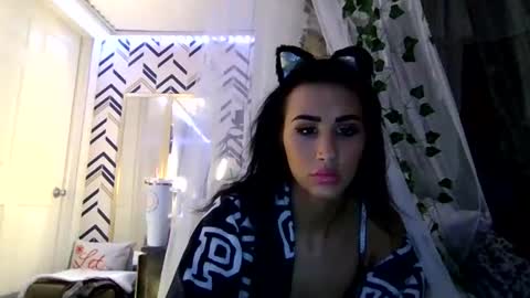 Snapshot of bellaboo999 chatting on 01.25.25 bellaboo999 online show from 01.25.25