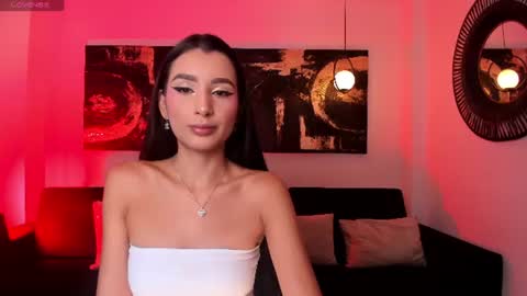 Snapshot of bellacarteer_ chatting on 06.25.26 Bella C online show from 06.25.26