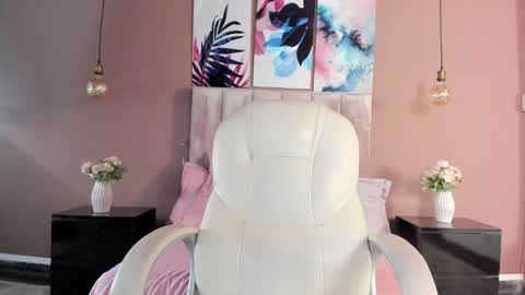 Bella Clair online show from 02.01.25