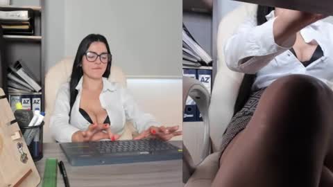 Bella Clair online show from 03.08.25