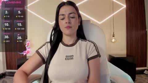 Bella Clair online show from 03.12.26