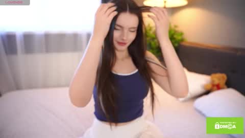 Bella I took a vacation and Ill be back on December 18th So dont lose me To keep in touch I have a TG -  you can find below online show from 02.13.25