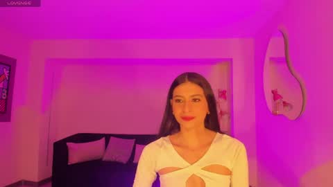 Bella online show from 04.23.26