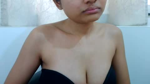 Snapshot of bellacrystall chatting on 06.16.26 bellacrystall online show from 06.16.26