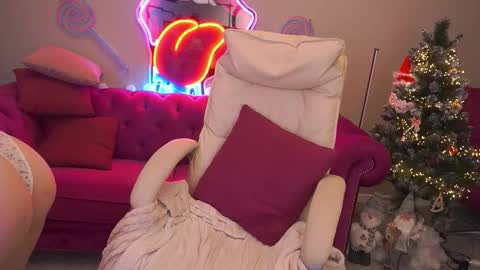 Snapshot of bellalapetit chatting on 01.19.26 Bella online show from 01.19.26