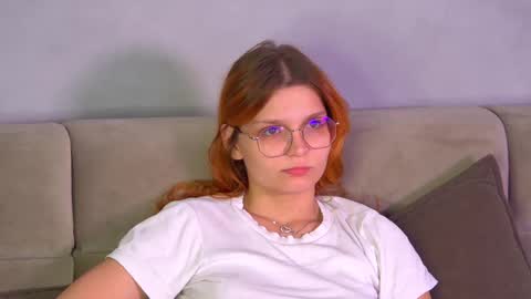 BellaMarebelle online show from 09.27.25