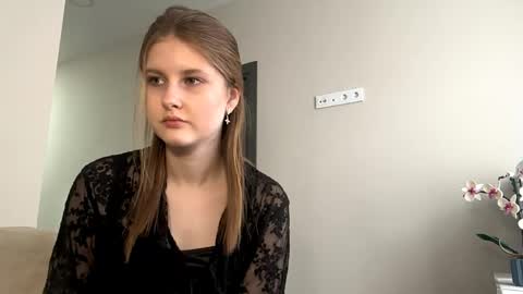 bellamore090 online show from 04.25.26