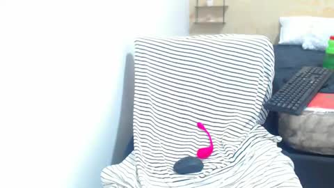 Snapshot of bellamy_sweet chatting on 03.06.25 bellamy online show from 03.06.25