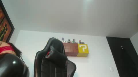 Camille  online show from 01.25.25