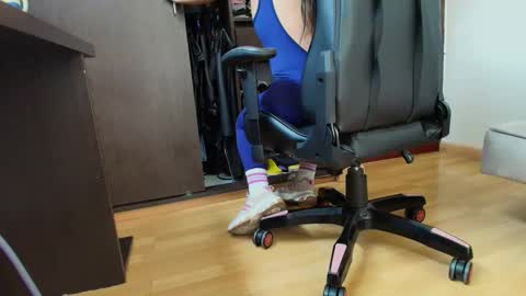 Camille  online show from 09.18.25