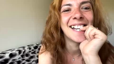 bellaqueen0701 online show from 05.27.26