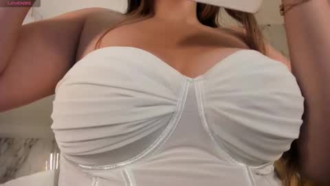  Bella Rose  online show from 09.25.25