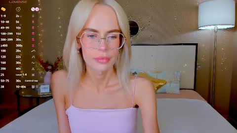 Bella online show from 06.10.26
