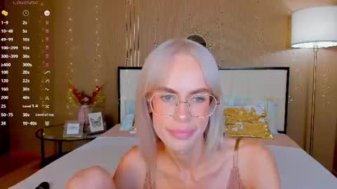 Bella online show from 06.22.26