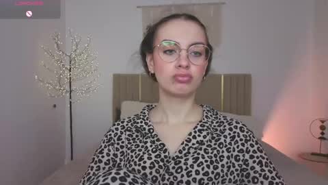 Bella online show from 05.09.26