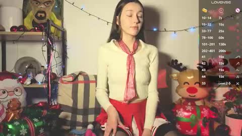 MY OLD PAGE IS NO LONGER. THIS IS MY NEW online show from 12.20.25