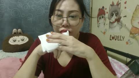 Snapshot of bellbabe chatting on 09.11.25 Bella online show from 09.11.25