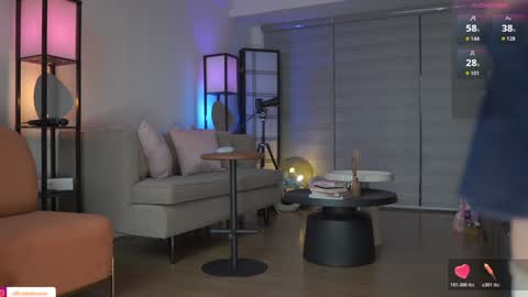 Snapshot of belle_adrienne chatting on 11.29.25 Belle Adrienne IG online show from 11.29.25