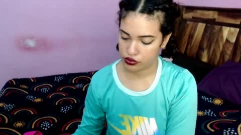 Snapshot of belle_katty000 chatting on 04.15.26 SOFIA online show from 04.15.26