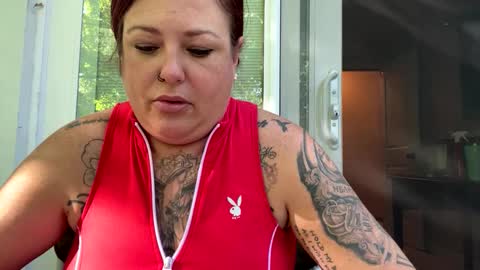 Snapshot of belle_marie chatting on 09.11.25 Belle xx online show from 09.11.25