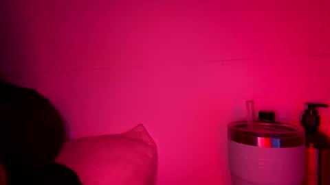 Snapshot of belle_marie chatting on 11.11.25 Belle xx online show from 11.11.25