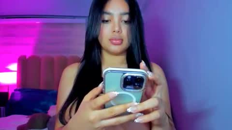 Snapshot of belle_moonlight chatting on 02.05.26 BelleBirkins online show from 02.05.26